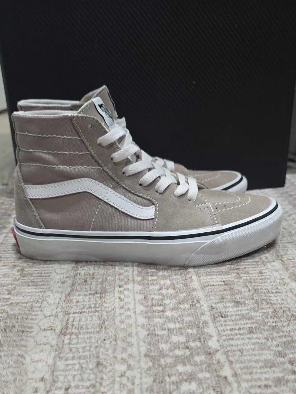 Vans Sk8-Hi Suede High-Top Sneakers Taupe & White, Mens 6 Womens 7.5 Barely Used